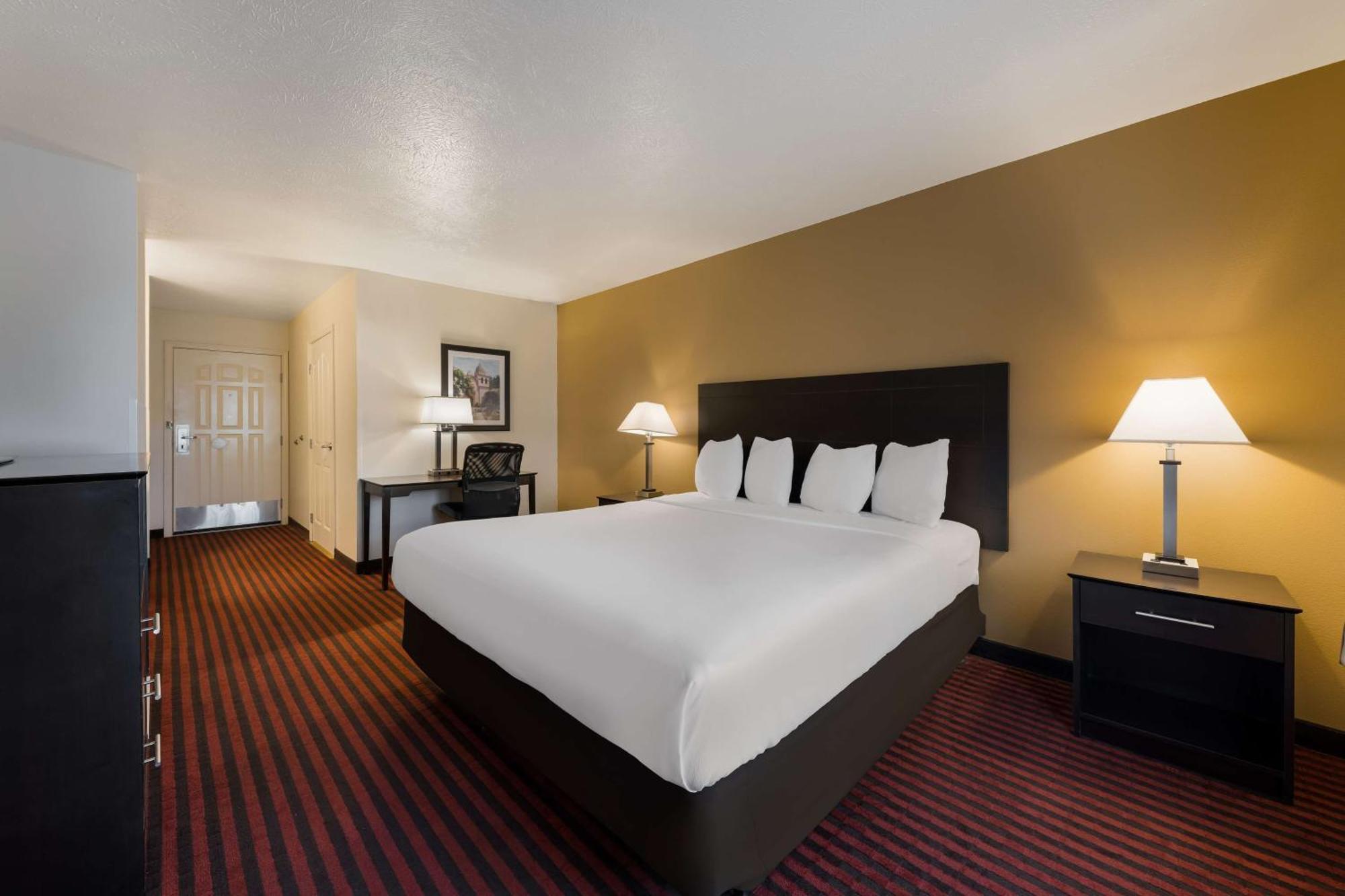 Best Western Salinas Valley Inn & Suites Exterior foto