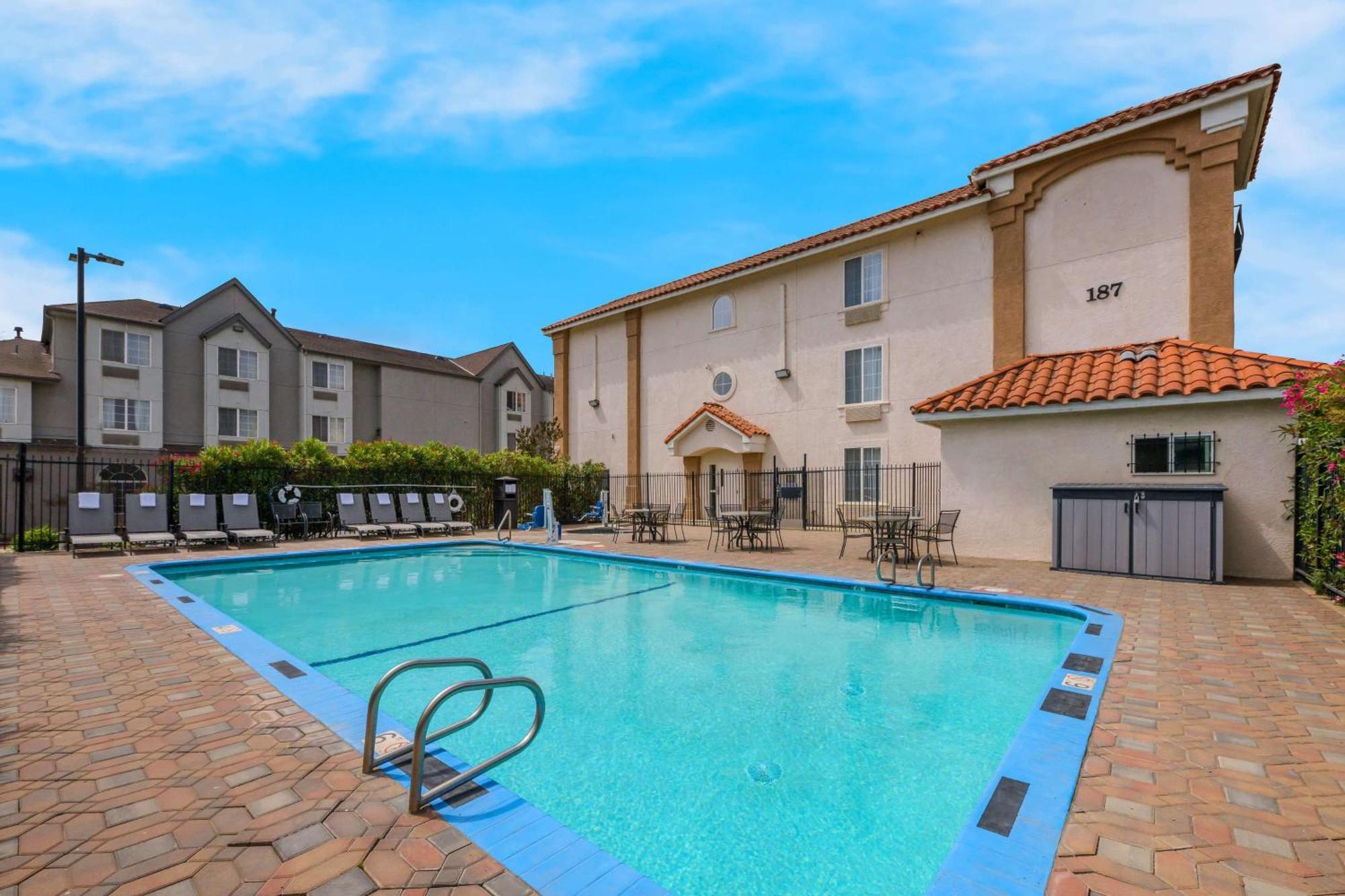 Best Western Salinas Valley Inn & Suites Exterior foto